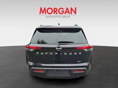 2024 Nissan Pathfinder — photo 9 view
