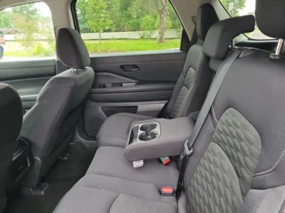 2024 Nissan Pathfinder — photo 30 view