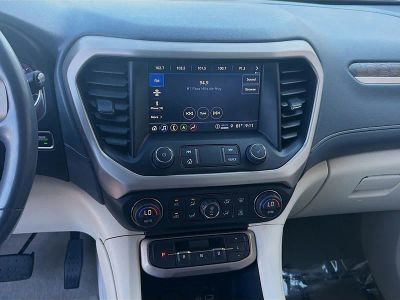 2023 GMC Acadia — photo 10 view