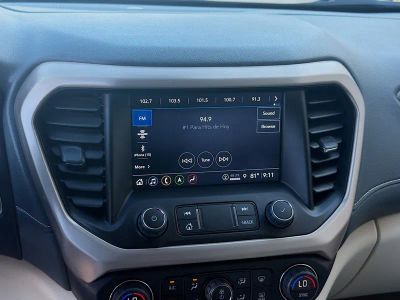 2023 GMC Acadia — photo 11 view