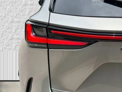 2025 Lexus NX — photo 10 view