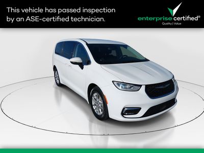 2023 Chrysler Pacifica Touring L FWD — front three-quarter view