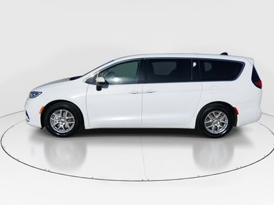 2023 Chrysler Pacifica — interior view