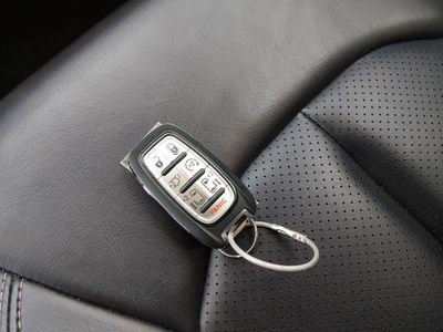 2023 Chrysler Pacifica — photo 15 view