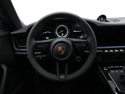 2024 Porsche 911 - Photo 41