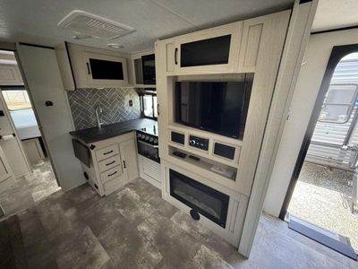 2022 Coachmen RV Apex Ultra-Lite - Photo 13