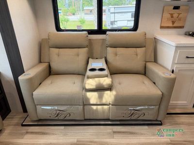 2026 Venture RV SportTrek Touring Edition — photo 30 view