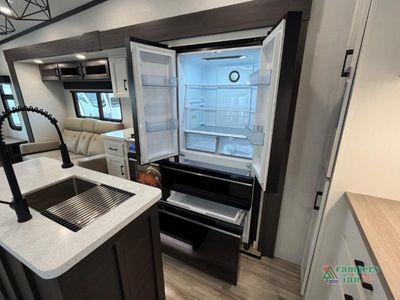 2026 Venture RV SportTrek Touring Edition — photo 24 view
