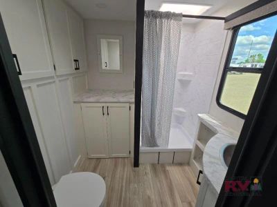 2026 Venture RV SportTrek - Photo 25