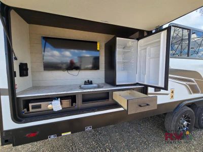 2026 Venture RV SportTrek - Photo 10