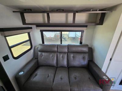 2026 Venture RV SportTrek - Photo 21