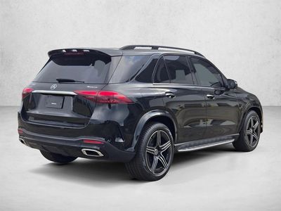 2026 Mercedes-Benz GLE 450 - Photo 2