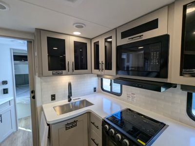 2026 Alliance RV Delta — photo 19 view