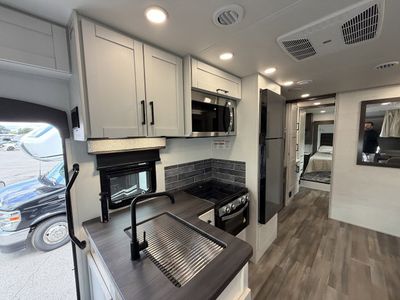 2026 Jayco Greyhawk - Photo 13