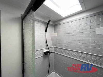 2025 Palomino Puma - Photo 28