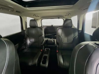 2025 INFINITI QX80 — photo 26 view