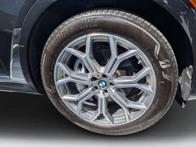 2023 BMW X7 — photo 8 view