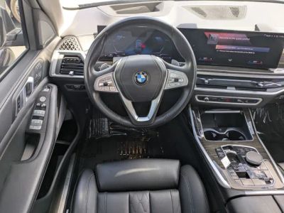 2023 BMW X7 — photo 12 view