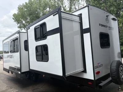2025 Forest River Surveyor Legend - Photo 4