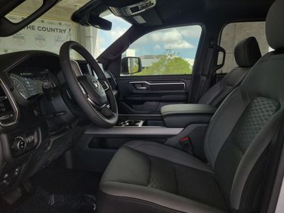 2026 Ram 1500 — photo 18 view