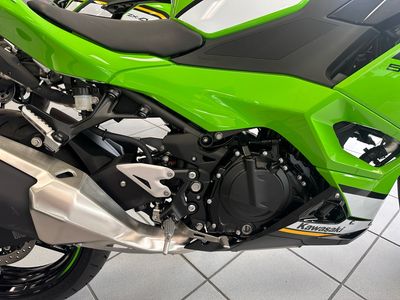 2025 Kawasaki Ninja 500 KRT Edition - Photo 9
