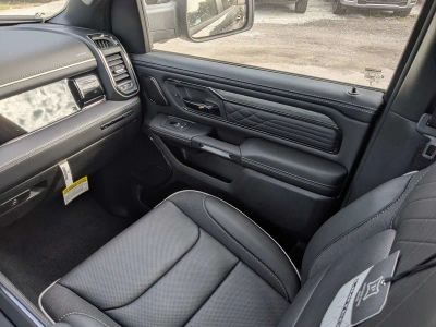2026 Ram 1500 — photo 18 view