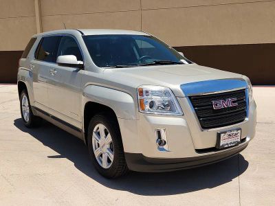 2014 GMC Terrain SLE-1 in Champagne Silver Metallic — front three-quarter view