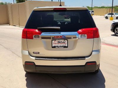 2014 GMC Terrain — interior view