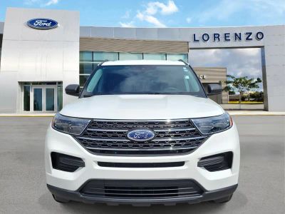2023 Ford Explorer — side profile view
