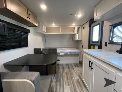 2026 Jayco Jay Flight SLX - Photo 9