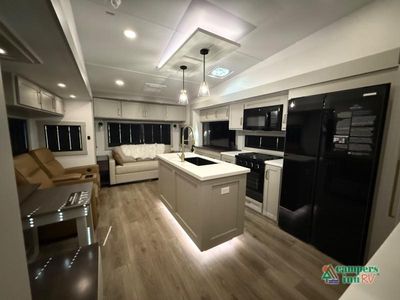 2026 Brinkley Model Z - Photo 17