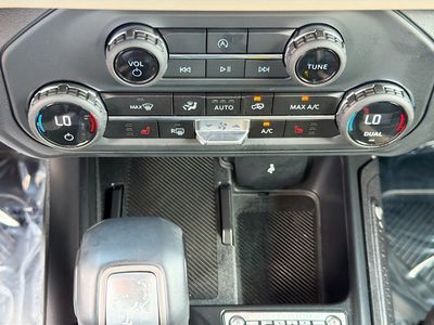 2025 Ford Bronco - Photo 33