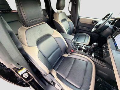 2025 Ford Bronco - Photo 14