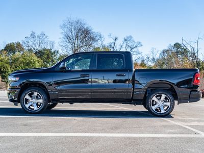 2025 Ram 1500 - Photo 3