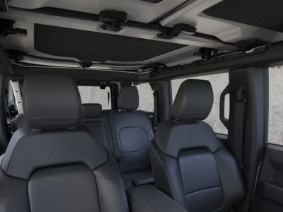 2026 Ford Bronco - Photo 12