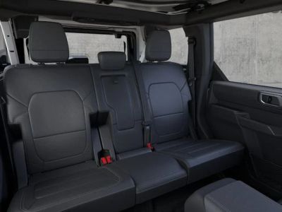 2026 Ford Bronco - Photo 11