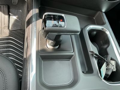 2026 Chevrolet Silverado 1500 — photo 13 view