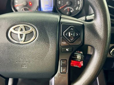 2020 Toyota Tacoma — photo 16 view