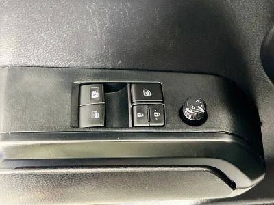 2020 Toyota Tacoma — photo 13 view