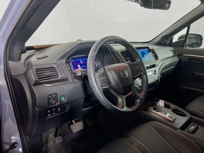 2022 Honda Passport — photo 8 view