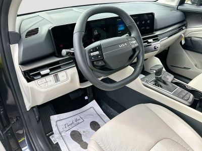 2026 Kia Sportage — photo 9 view