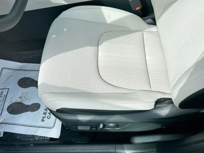 2026 Kia Sportage — photo 18 view