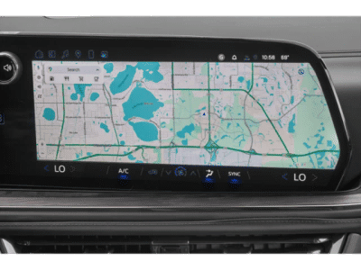 2025 Chevrolet Tahoe - Photo 13