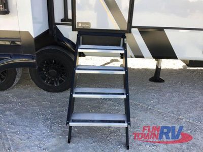 2026 Keystone RV Montana - Photo 18