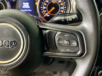 2018 Jeep Wrangler — photo 16 view
