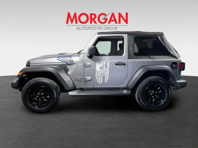 2018 Jeep Wrangler — engine compartment view
