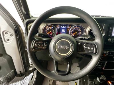2018 Jeep Wrangler — photo 14 view