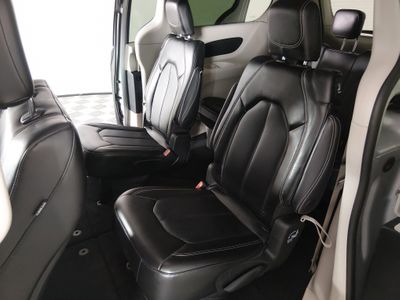 2024 Chrysler Pacifica — photo 20 view