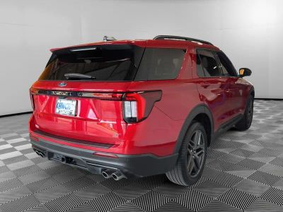 2026 Ford Explorer — detail view