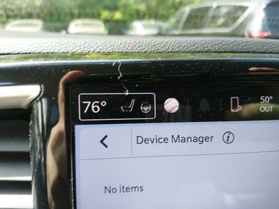 2023 Chrysler Pacifica — photo 17 view